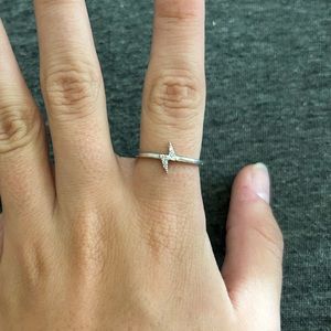 silver diamond lighting bolt ring